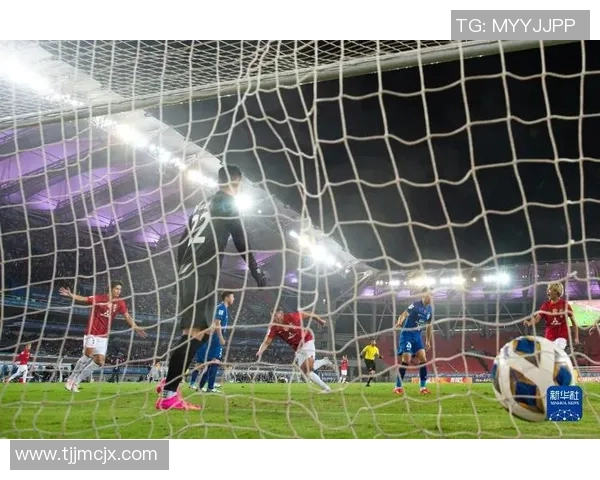 武汉足球队在钻石联赛中的耐力表现分析与启示