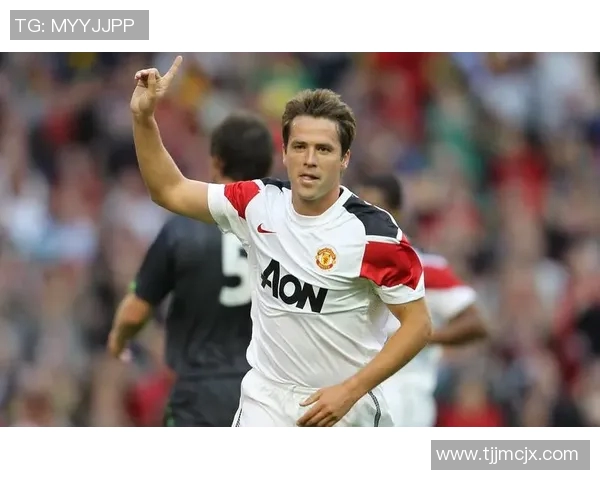 传奇足球明星盘点：那些改变历史的绿茵巨星与他们的辉煌成就