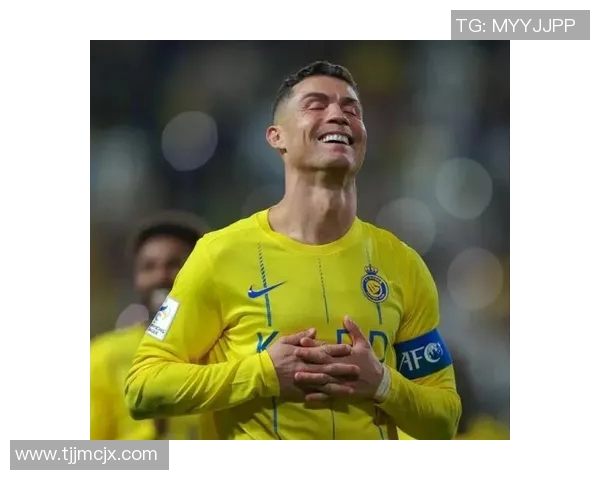 女演员与足球明星的浪漫交集揭秘娱乐圈与体育界的奇妙缘分