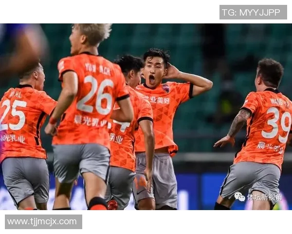 成都篮球队以53分领跑冠军赛积分榜展现强劲实力 成都篮球队以53分领跑冠军赛积分榜展现强劲实力