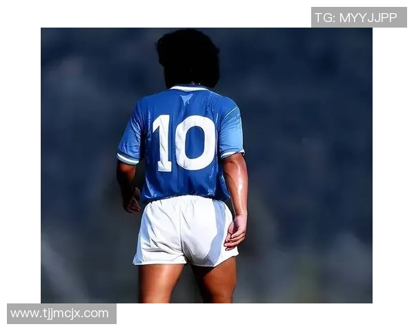 杰字在足球场上的传奇故事与明星球员的辉煌成就探秘 杰字在足球场上的传奇故事与明星球员的辉煌成就探秘